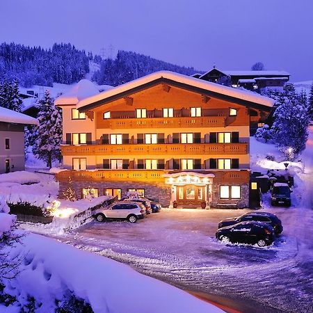 Hotel Garni Alpenland アルテンマルクト・イム・ポンガウ エクステリア 写真