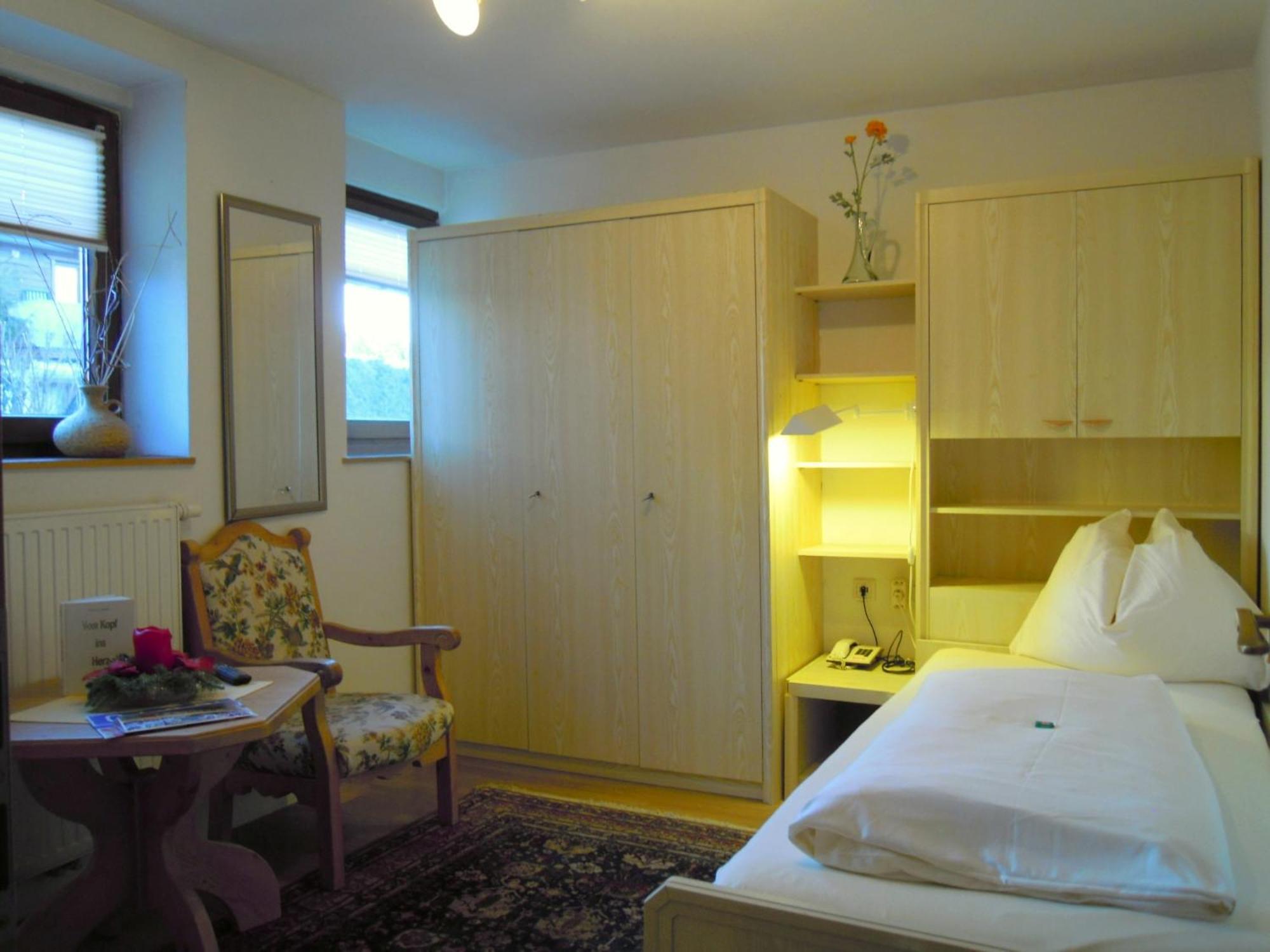 Hotel Garni Alpenland アルテンマルクト・イム・ポンガウ 部屋 写真