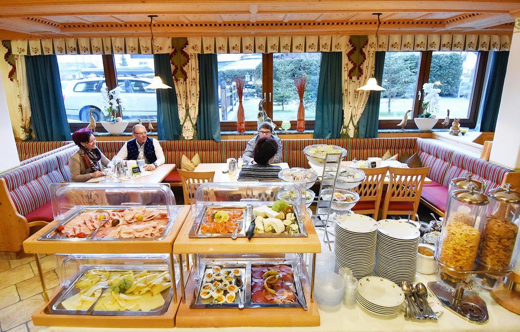 Hotel Garni Alpenland アルテンマルクト・イム・ポンガウ エクステリア 写真