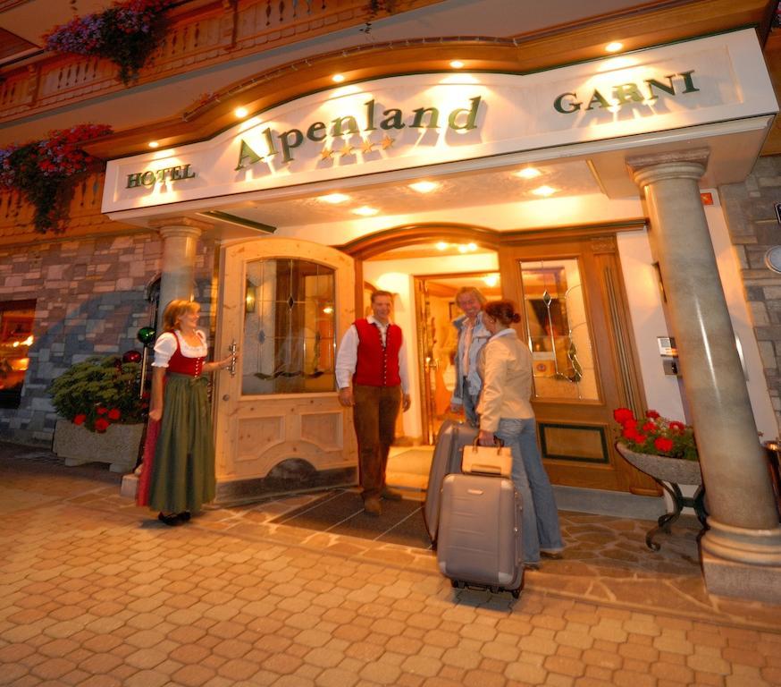 Hotel Garni Alpenland アルテンマルクト・イム・ポンガウ エクステリア 写真