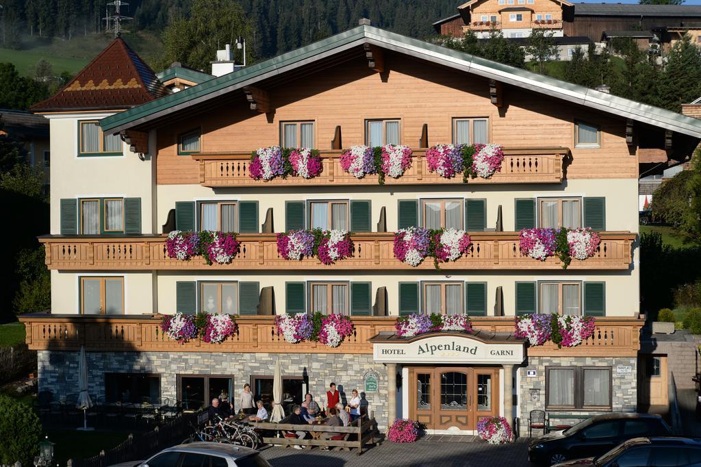 Hotel Garni Alpenland アルテンマルクト・イム・ポンガウ エクステリア 写真